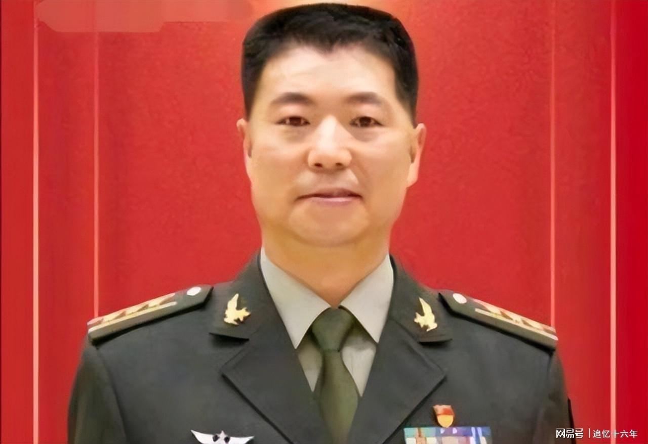 kaiyun-“英雄团长”祁发宝，再次出镜大会，如今晋升新的职务